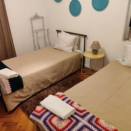 Vasco Santana Guesthouse Odivelas  Bagian luar foto