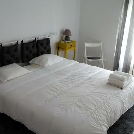 Vasco Santana Guesthouse Odivelas  Bagian luar foto