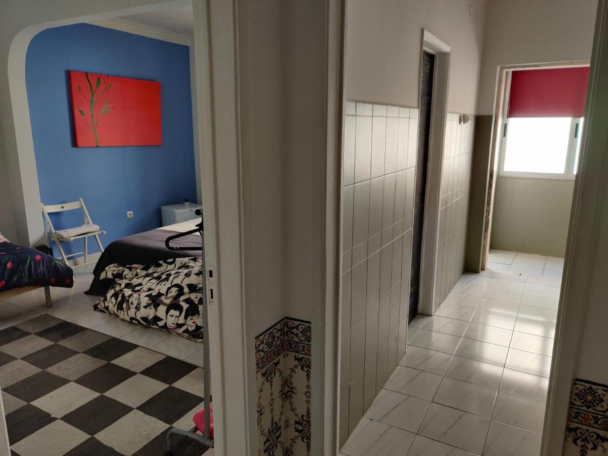 Vasco Santana Guesthouse Odivelas  Bagian luar foto
