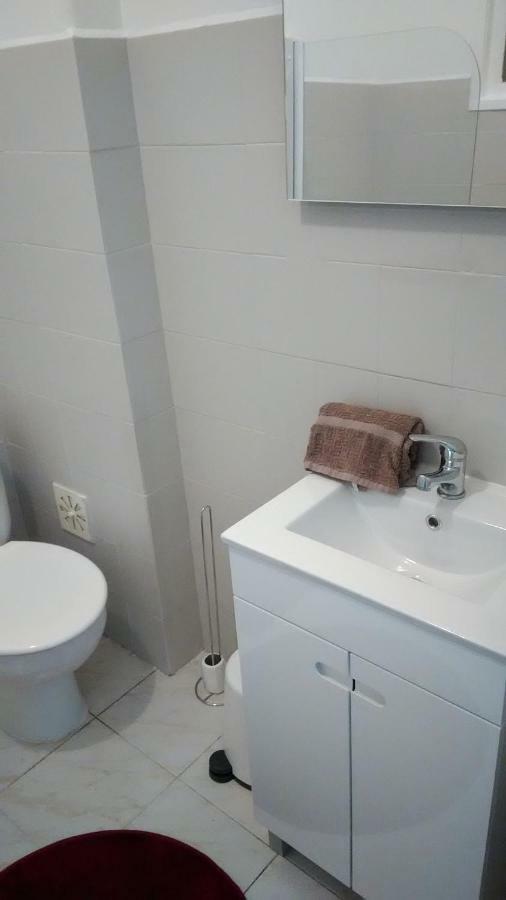 Vasco Santana Guesthouse Odivelas  Bagian luar foto