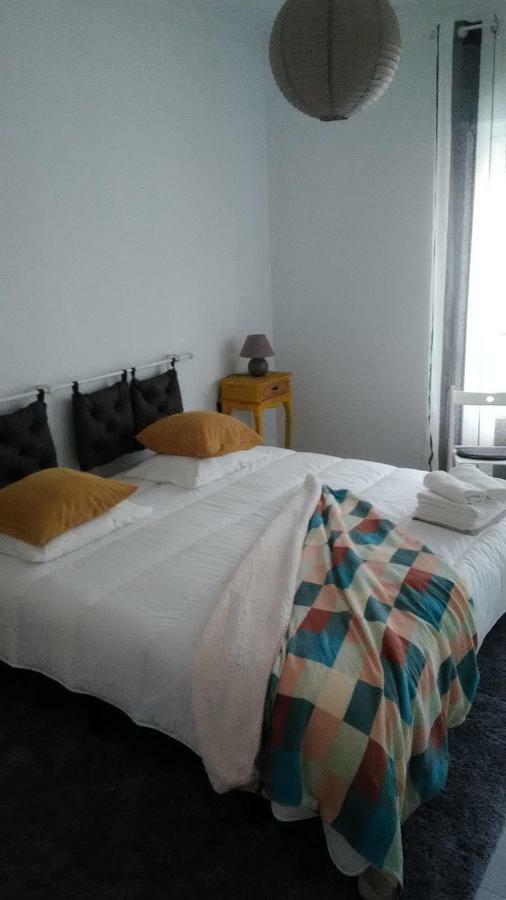 Vasco Santana Guesthouse Odivelas  Bagian luar foto