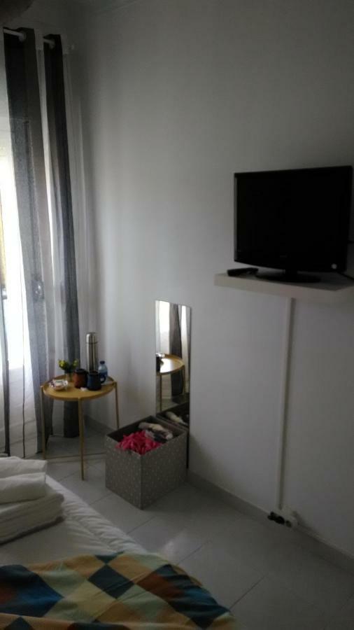 Vasco Santana Guesthouse Odivelas  Bagian luar foto