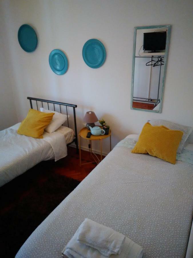 Vasco Santana Guesthouse Odivelas  Bagian luar foto